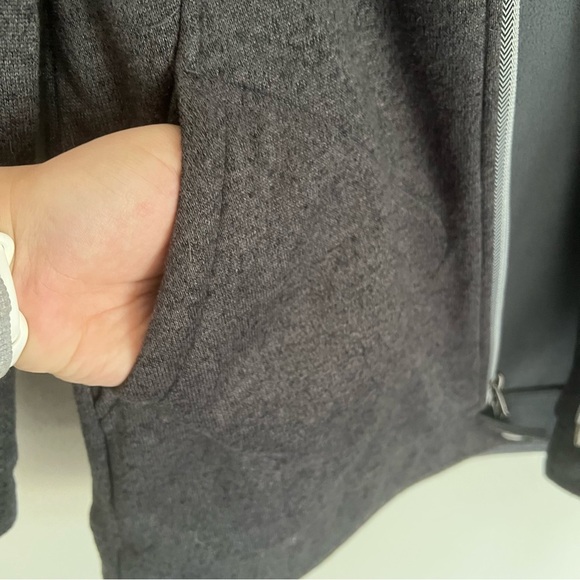 Avalanche Dark Gray Fleece Mid-Length Jacket with Wrap Collar Size Medium - Picture 6 of 8